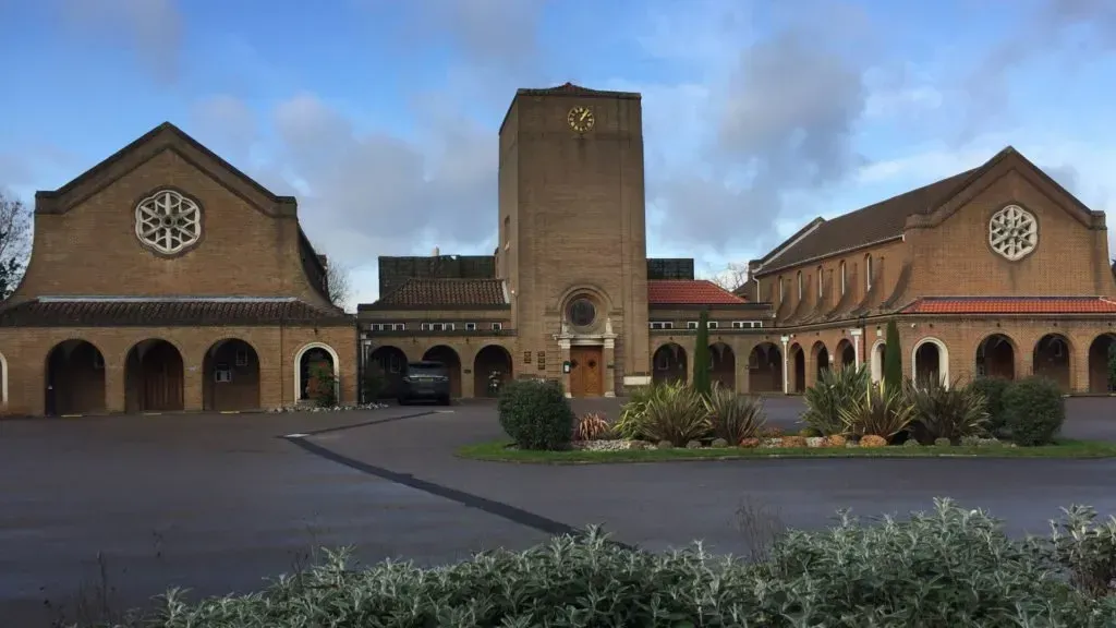 South West Middlesex Crematorium - a crematorium attended by Brunskill Family Funerals