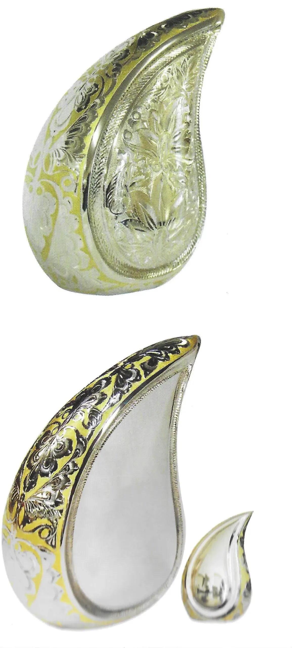 Teardrop ashes urn available from Brunskill Family Funerals